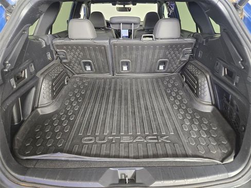 Used 2022 Subaru Outback Wilderness image 18