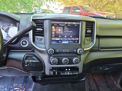 Used 2023 RAM 2500 Big Horn w/ Level 1 Equipment Group AWD/4WD image 15