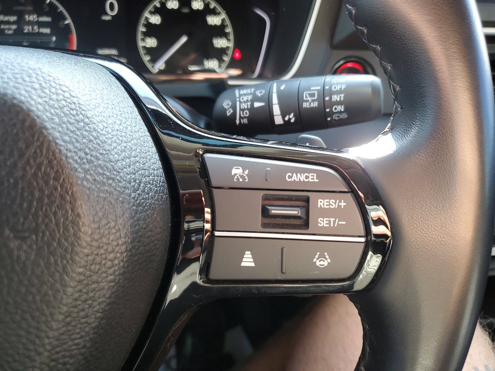 Used 2024 Honda Pilot EX-L image 23