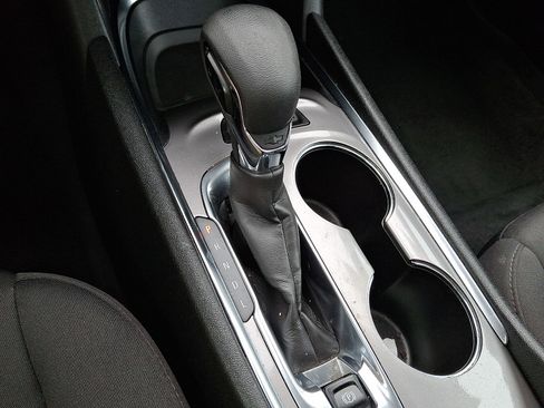 Used 2024 Chevrolet Malibu LT FWD image 15