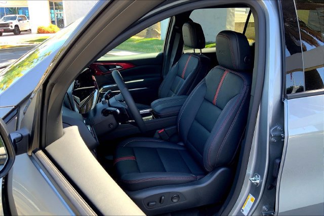 New 2026 Chevrolet Traverse RS FWD image 9