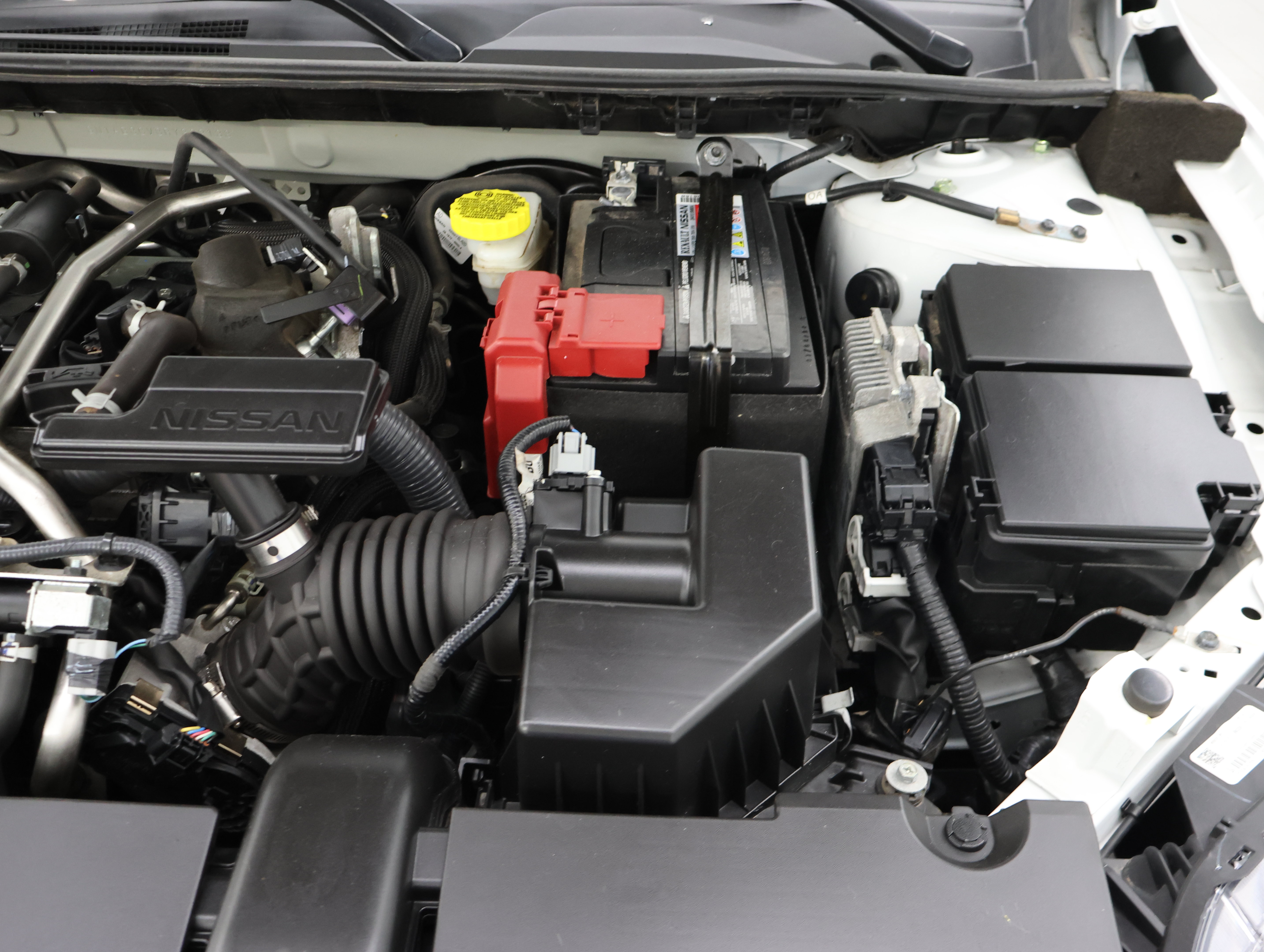 Used 2024 Nissan Sentra SV FWD image 17