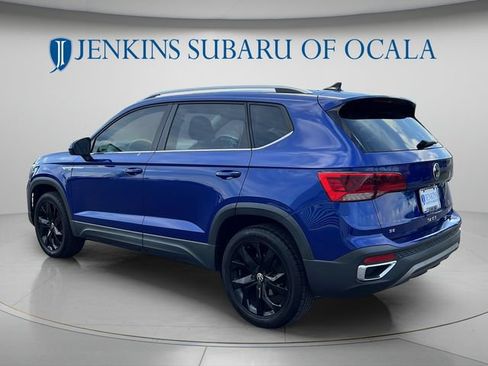 Used 2022 Volkswagen Taos SE w/ IQ.Drive SE Package FWD image 5