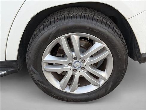 Used 2017 Mercedes-Benz GLS 450 4MATIC image 21