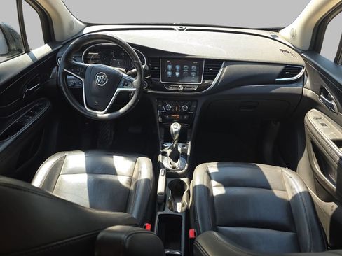 Used 2018 Buick Encore Essence FWD image 11