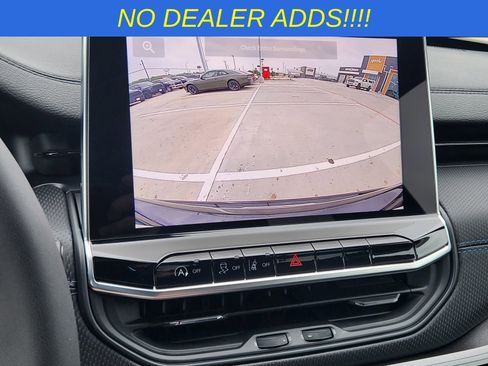 New 2026 Jeep Compass Latitude AWD/4WD image 17
