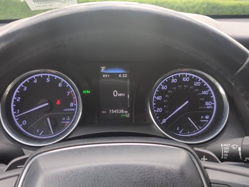 Used 2019 Toyota Camry SE w/ Convenience Package image 20