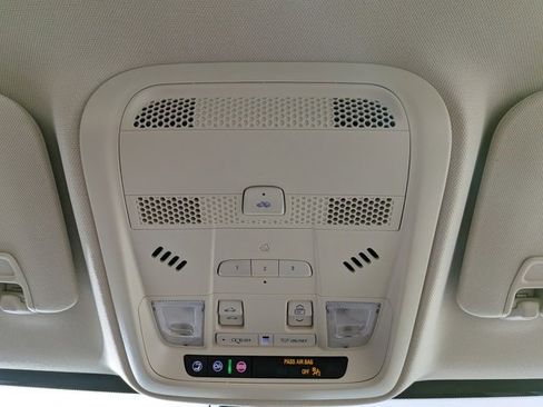 Certified 2023 Cadillac XT5 Premium Luxury w/ LPO, Floor Liner Package image 23