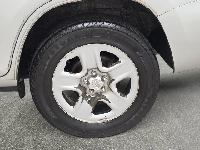 Used 2012 Toyota RAV4 4WD w/ Value Pkg image 30