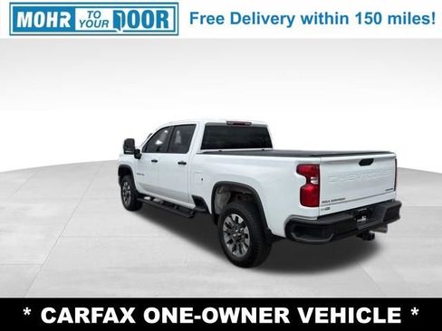 Used 2024 Chevrolet Silverado 2500 Custom w/ Custom Value Package image 3