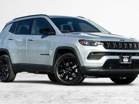 New 2026 Jeep Compass Latitude w/ Quick Order Package 29K image 2