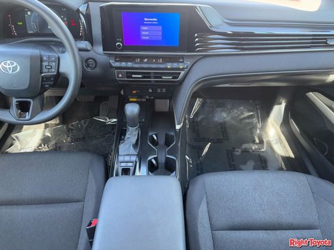 Certified 2025 Toyota Camry LE FWD image 17