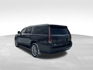 Used 2018 Cadillac Escalade ESV Luxury video 3