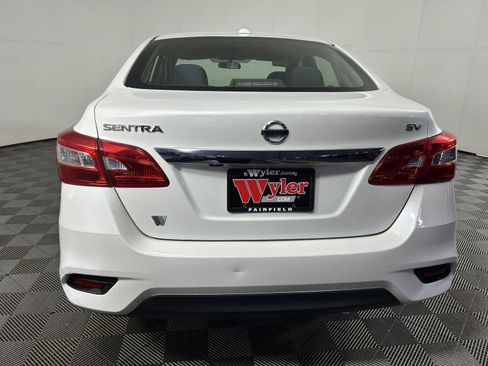 Used 2019 Nissan Sentra SV image 4