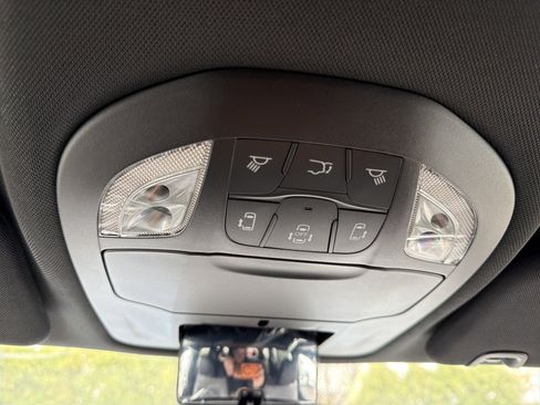 New 2026 Chrysler Pacifica Select AWD/4WD image 28