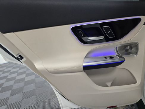 New 2026 Mercedes-Benz GLC 300 4MATIC image 19