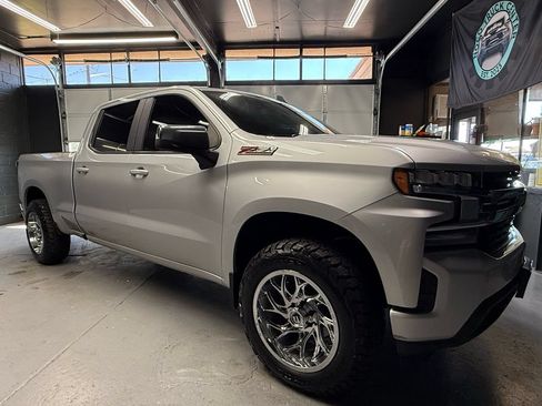 Used 2019 Chevrolet Silverado 1500 LT w/ All-Star Edition AWD/4WD image 3