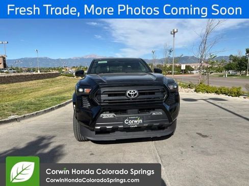 Used 2025 Toyota Tacoma SR5 AWD/4WD image 2
