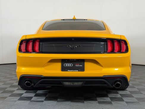 Used 2022 Ford Mustang Coupe RWD image 10