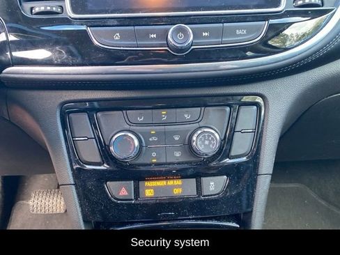 Used 2018 Buick Encore Preferred image 13