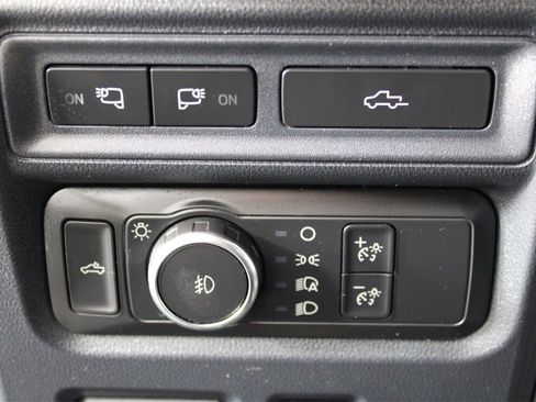 Used 2021 Ford F150 Lariat w/ Equipment Group 502A High image 23