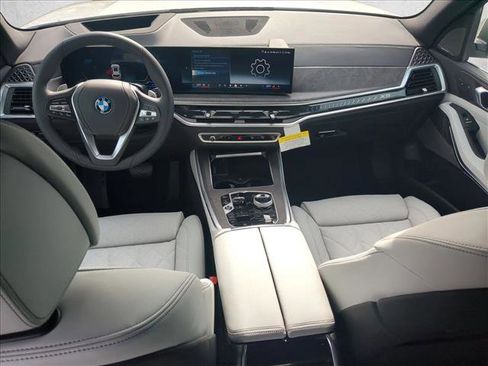 New 2026 BMW X5 xDrive50e w/ Executive Package image 15