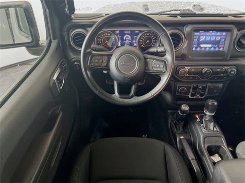 Used 2021 Jeep Wrangler Unlimited Sport image 19