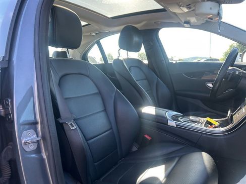 Used 2017 Mercedes-Benz C 300 4MATIC Sedan image 8