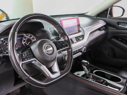 Used 2024 Nissan Altima 2.5 SR image 22