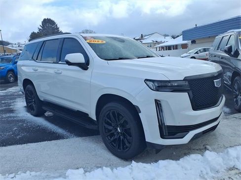 Used 2022 Cadillac Escalade Sport w/ LPO, ONYX Package image 2