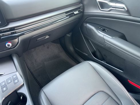 New 2026 Kia Sportage SX Prestige image 16