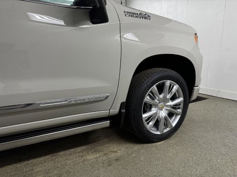 New 2026 Chevrolet Silverado 1500 High Country AWD/4WD image 12