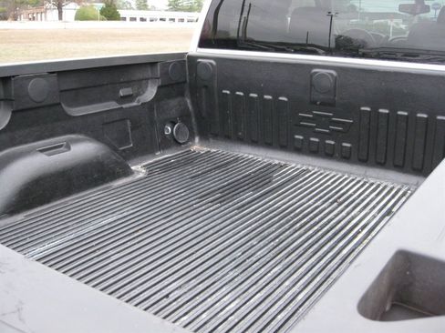 Used 2019 Chevrolet Silverado 1500 Custom w/ Custom Convenience Package image 11