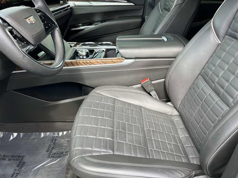 Certified 2025 Cadillac Escalade Sport Platinum image 27