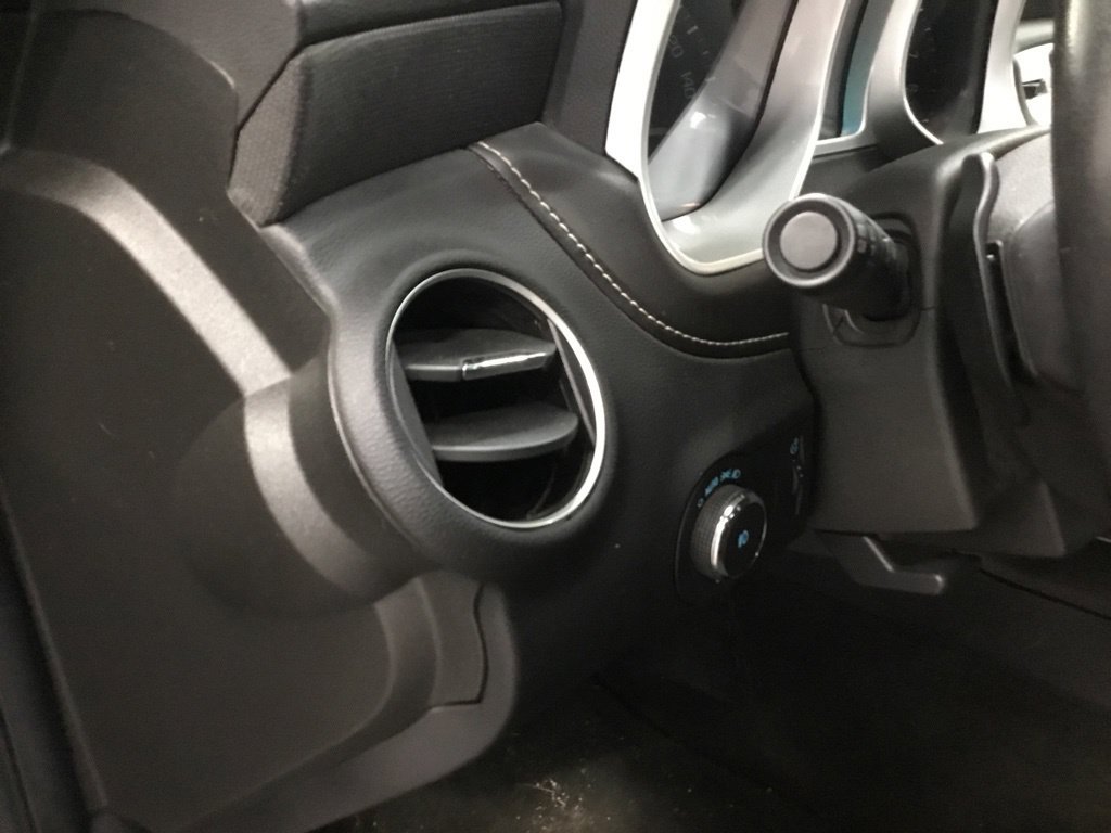 Used 2014 Chevrolet Camaro LT RWD image 6