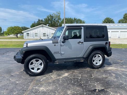 Used 2014 Jeep Wrangler Sport w/ Quick Order Package 24S AWD/4WD image 2