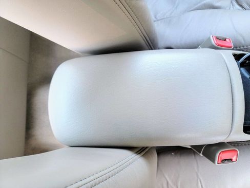 Used 2002 Buick Regal LS w/ LS Premium Pkg image 28