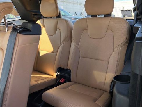 Used 2018 Volvo XC90 T8 Inscription w/ Convenience Package image 11