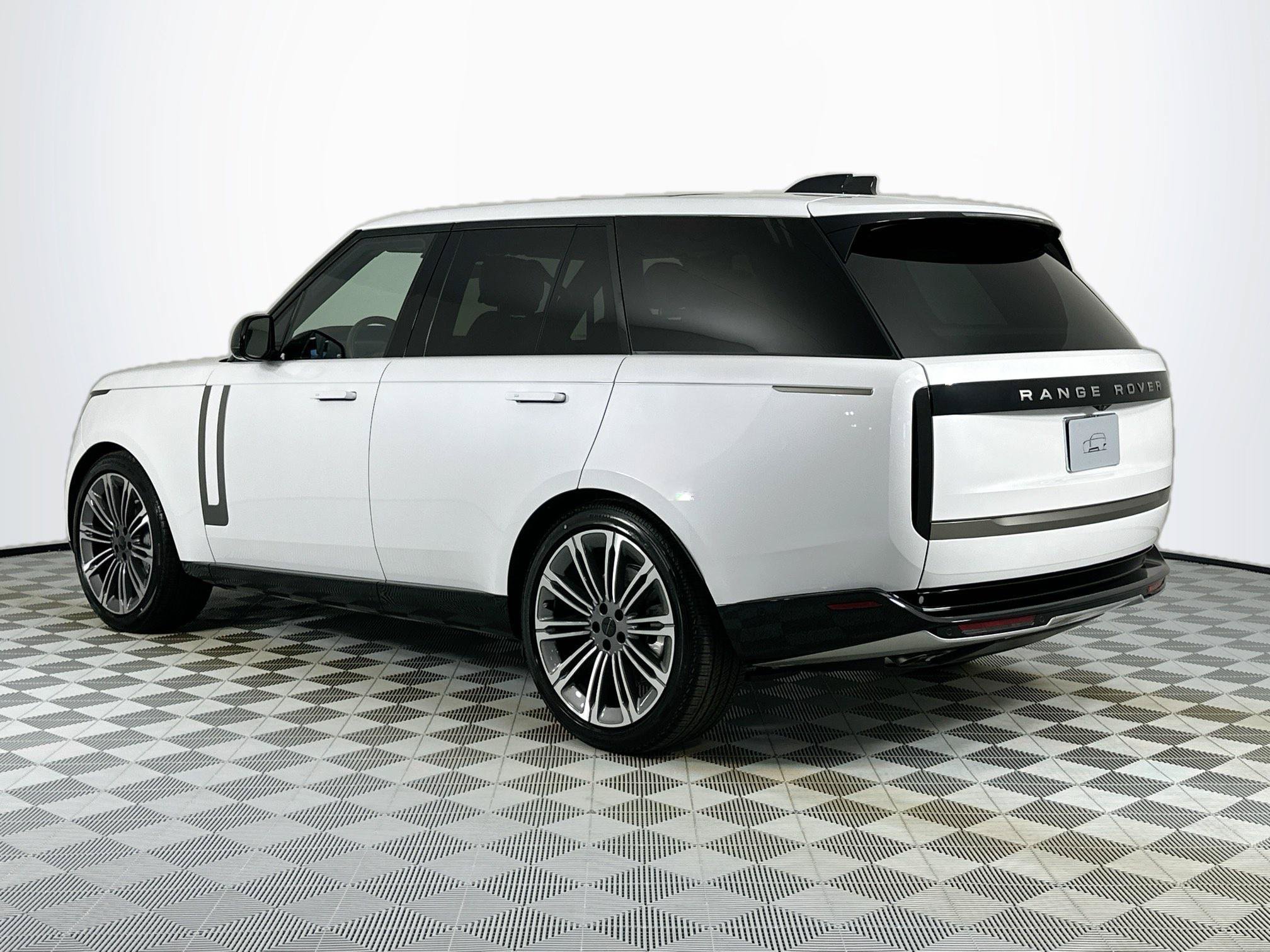 New 2026 Land Rover Range Rover SE AWD/4WD image 7