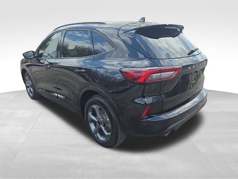Certified 2024 Ford Escape ST-Line w/ Tech Pack #1 AWD/4WD image 10