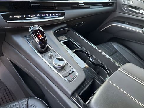 Used 2023 Cadillac Escalade ESV V w/ LPO, ONYX Package image 37