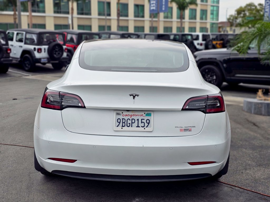 Used 2022 Tesla Model 3 Long Range AWD/4WD image 6