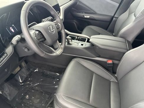 Used 2025 Lexus TX 350 AWD w/ Technology Package image 24