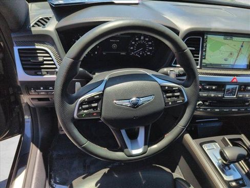Used 2019 Genesis G80 3.3T Sport RWD image 11