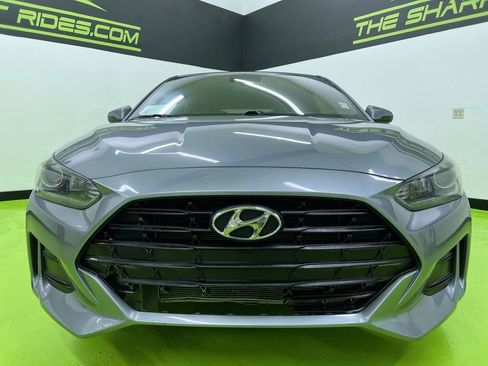 Used 2019 Hyundai Veloster 2.0 FWD image 3