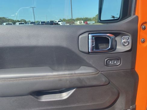 New 2025 Jeep Wrangler Sahara image 10