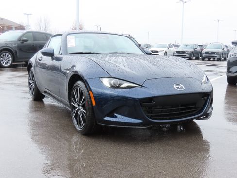 New 2025 MAZDA MX-5 Miata RF Grand Touring w/ Weather Package image 13