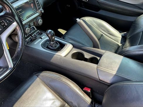 Used 2014 Chevrolet Camaro SS w/ RS Package RWD image 9
