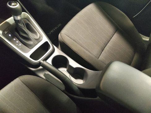 Used 2023 Hyundai Venue SE w/ Cargo Package image 26