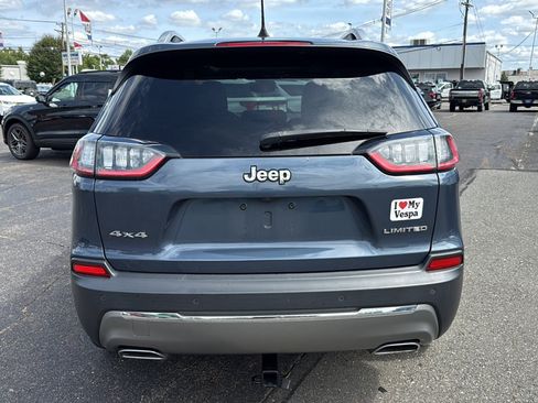 Used 2019 Jeep Cherokee Limited AWD/4WD image 6